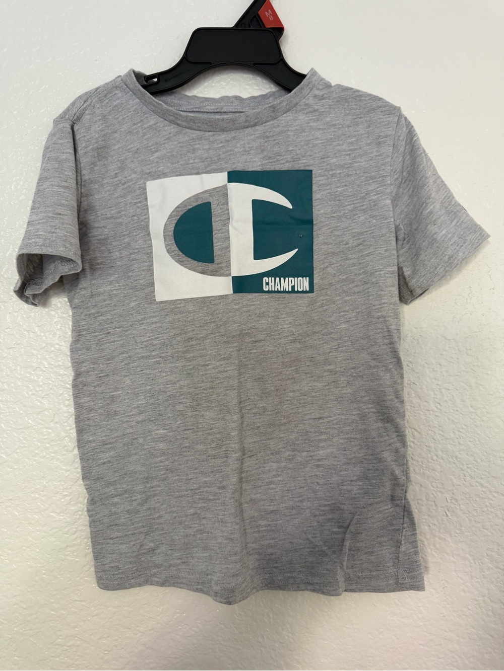 Champion Kids Boys Size 6 Gray Graphic Short Sleeve T-Shirt Crew Neck Heathered - Picture 3 of 9